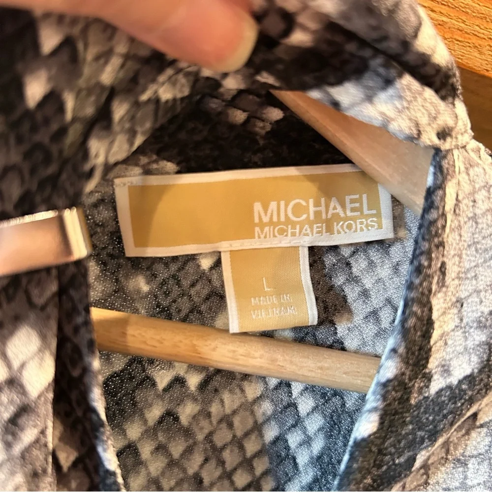 Michael Kors Snakeskin Print Blouse Top Size L‎